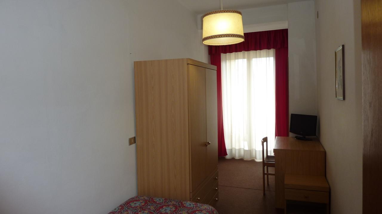 Hotel Terminus Levico Terme Esterno foto